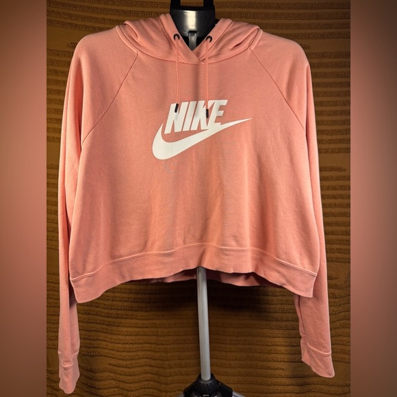 Nike Tops - Nike Essential Cropped Women's Coral Hoodie Size XL NWOT